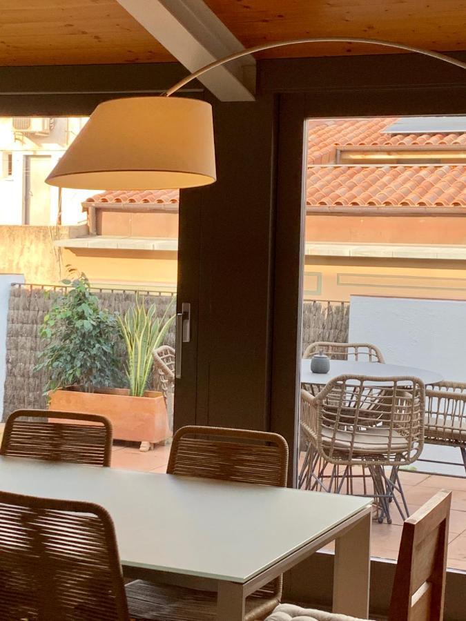 USC Carrer Nou Atico Girona Exterior foto