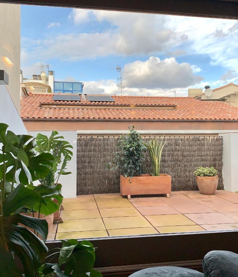 USC Carrer Nou Atico Girona Exterior foto