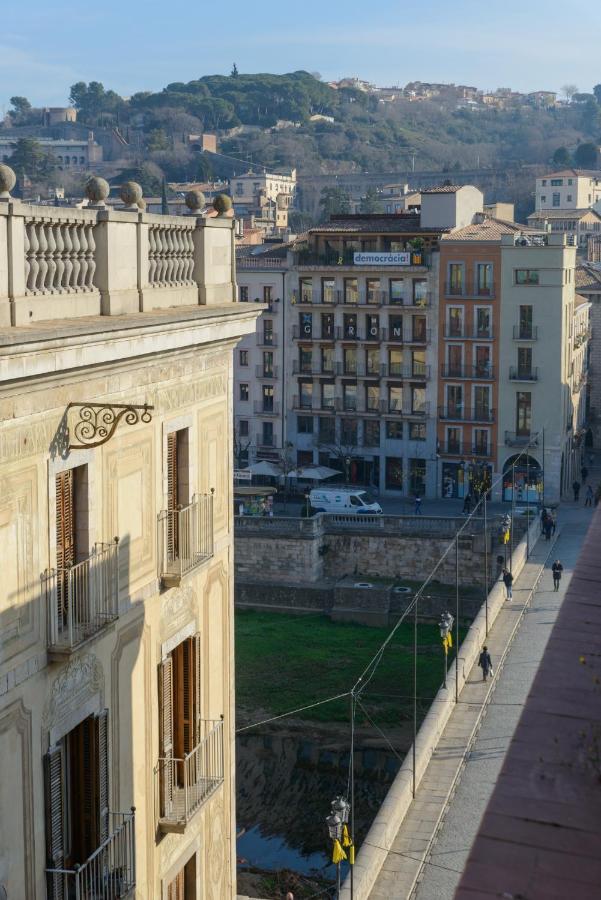USC Carrer Nou Atico Girona Exterior foto